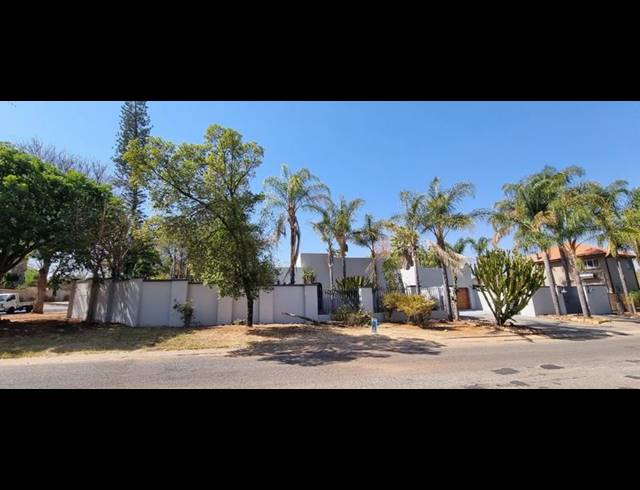 4 BEDROOM HOUSE FOR SALE IN BENDOR